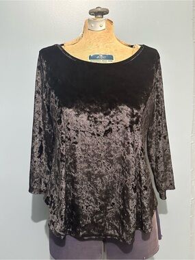 Westport 1962 - Medium - Long Sleeve Boatneck Top - Black crushed velvet